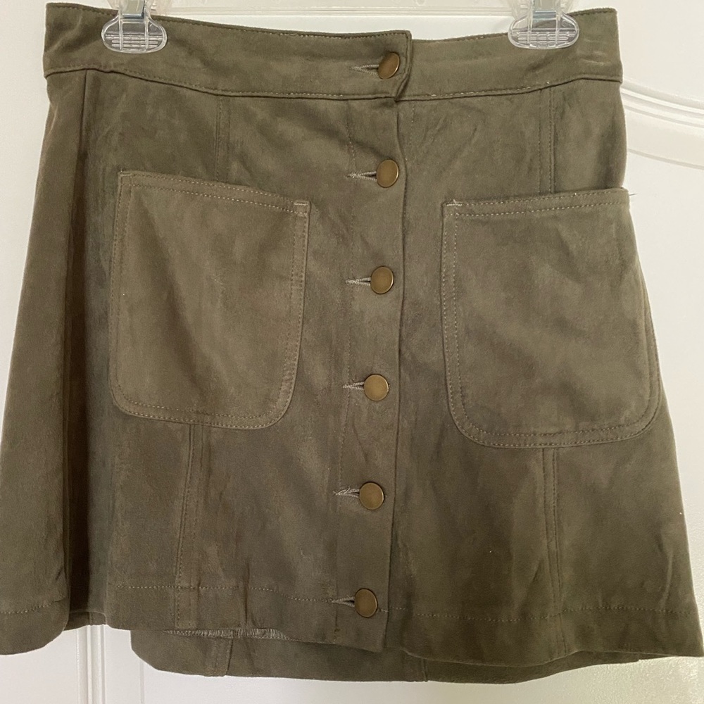 green button down skirt